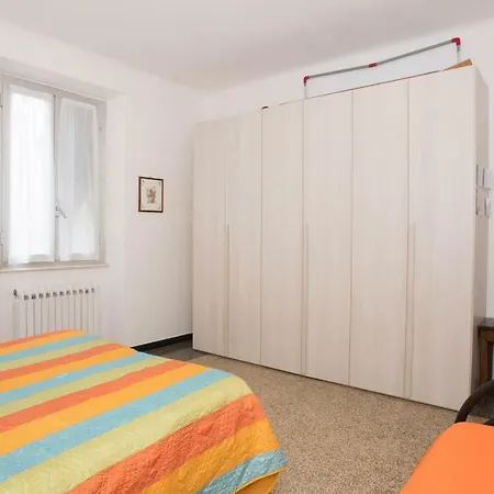 Apartamento Piazza Deledda 5 *